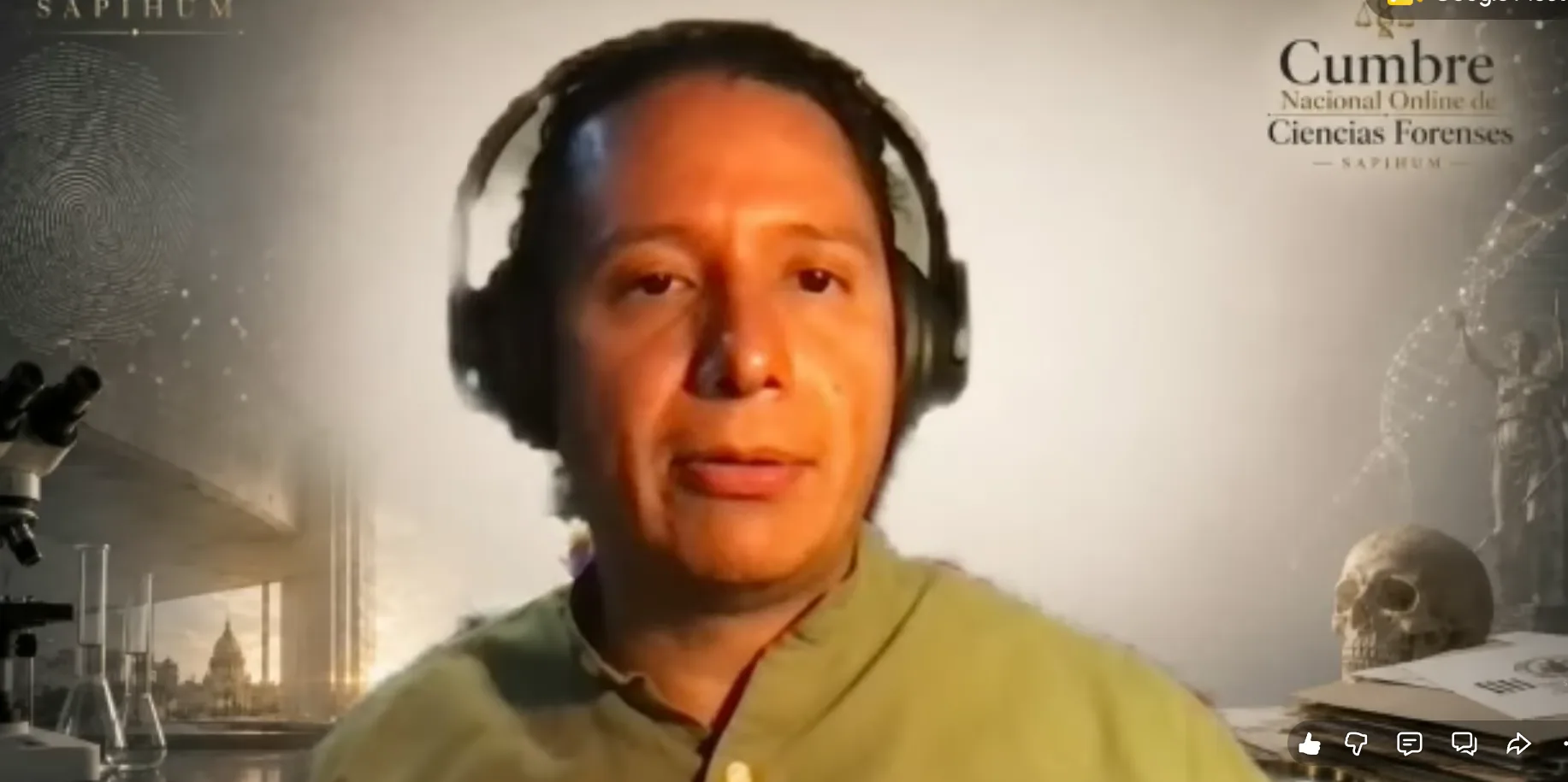 Dr. Christian Mariscal durante la Cumbre Nacional Online de Ciencias Forenses SAPIHUM