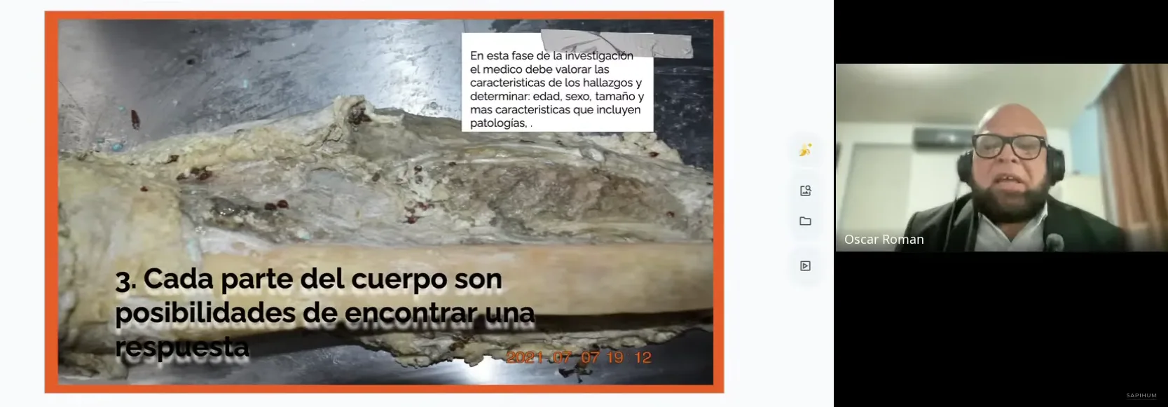Dr. Óscar Román durante la Cumbre Nacional Online de Ciencias Forenses SAPIHUM